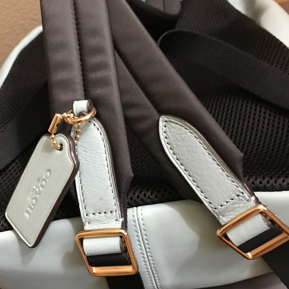 Coach Charlie Medium Backpack (Sunglasses) - Picture 4 of 7